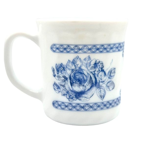 White Milk Glass Blue Floral Arcopal France Honorine Mug Coffee Tea Cup 8 oz - Picture 3 of 10